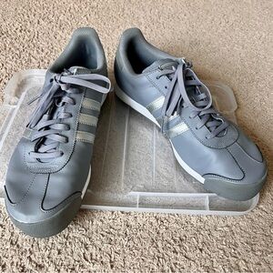 Adidas Men's Samoa Silver Metallic Sneakers Size 12